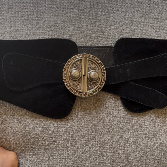 Vintage Suede Black Belt with Silver Buckle - handmade - Picture 7 of 12
